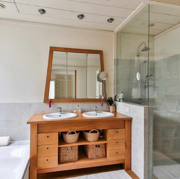 แก้ปัญหาน้ำรั่วซึมจากพื้นห้องน้ำ