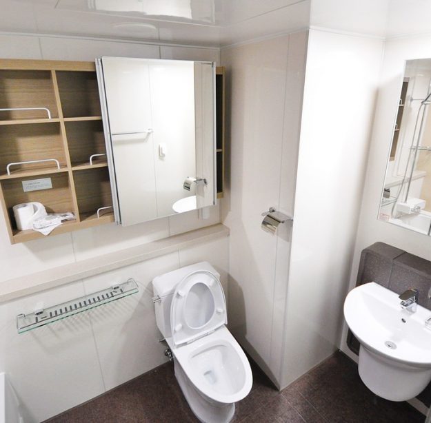 วิธีซ่อมชักโครกน้ำไหลไม่หยุด